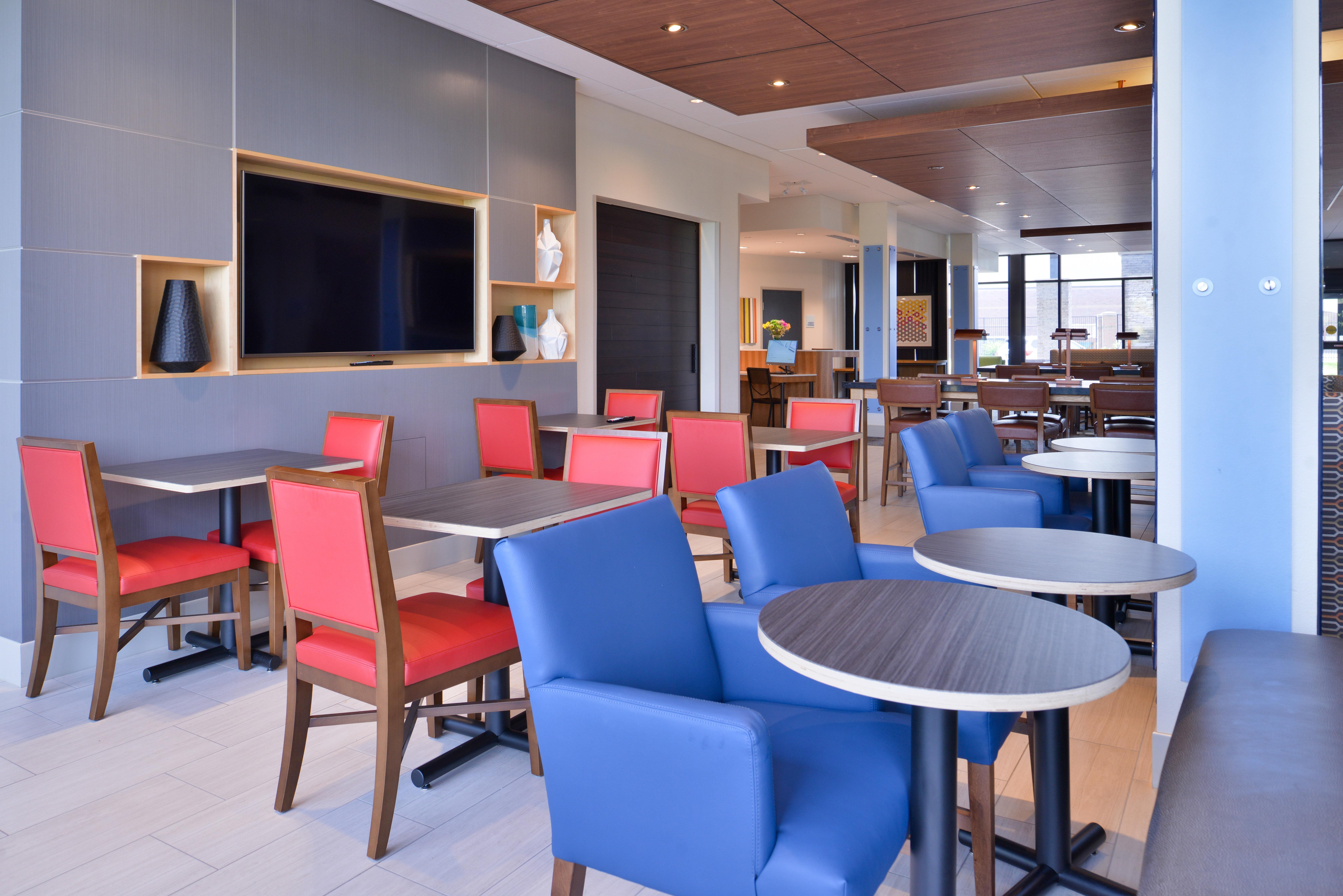 Holiday Inn Express & Suites - Olathe West By Ihg Экстерьер фото