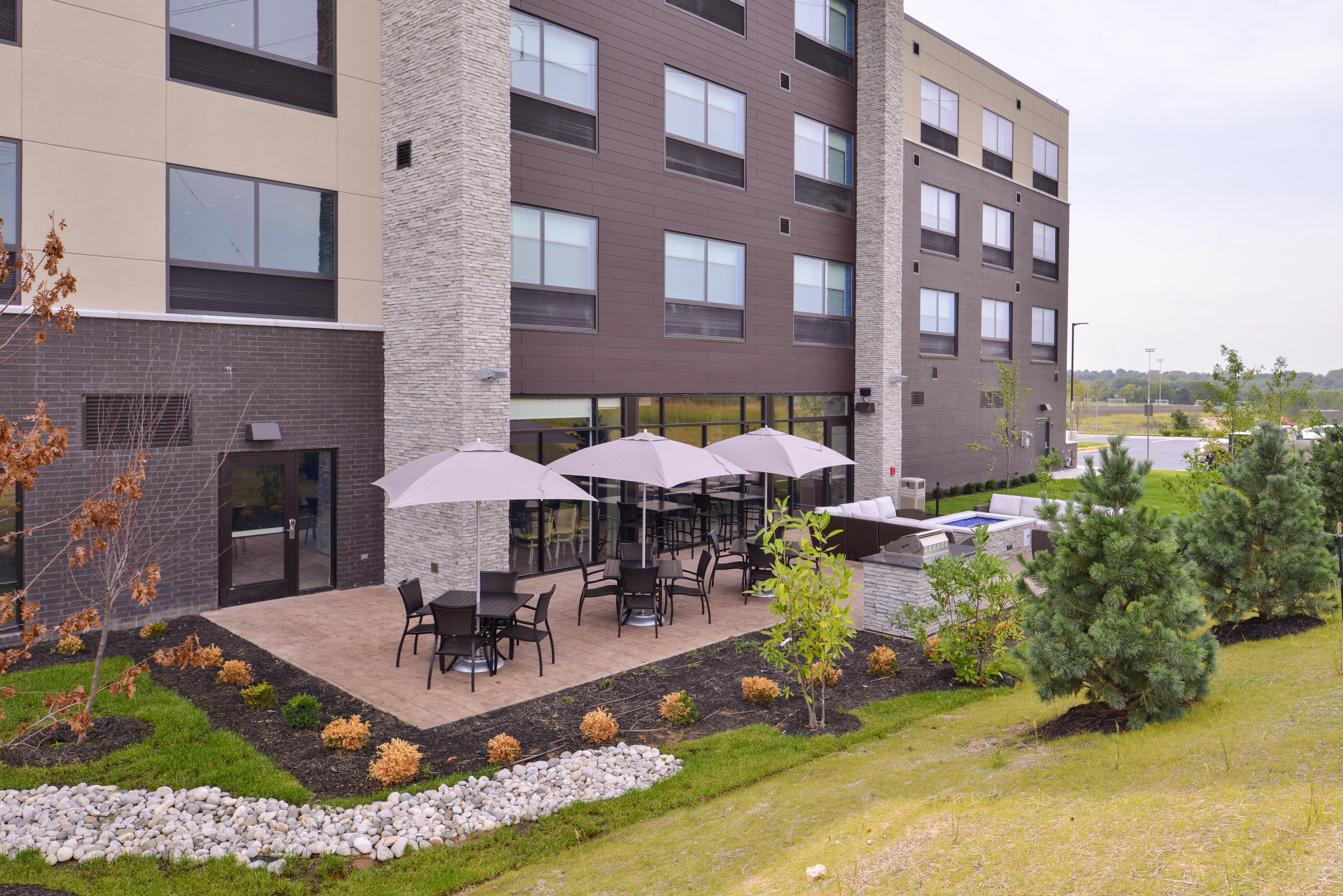 Holiday Inn Express & Suites - Olathe West By Ihg Экстерьер фото